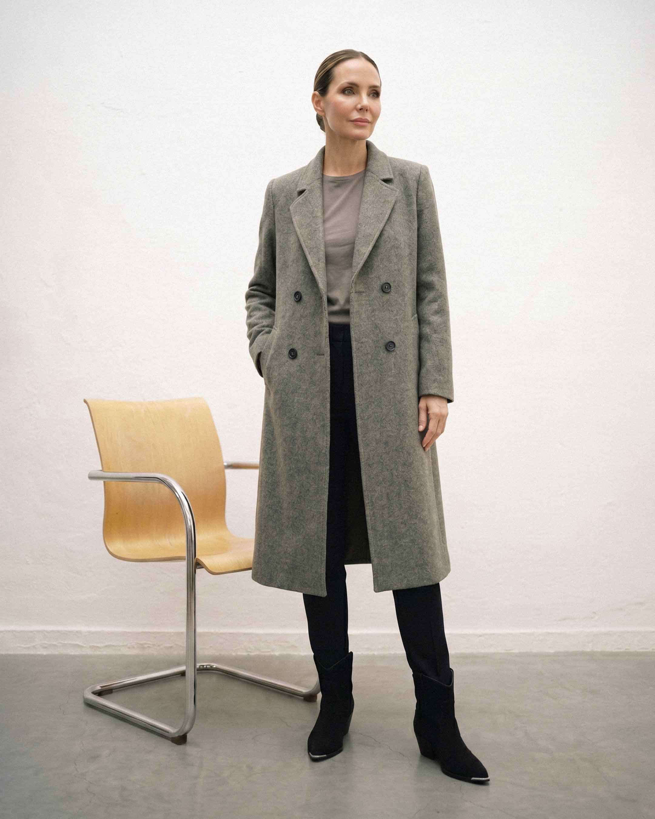 Abrigo Anastassia Max, Color Gris