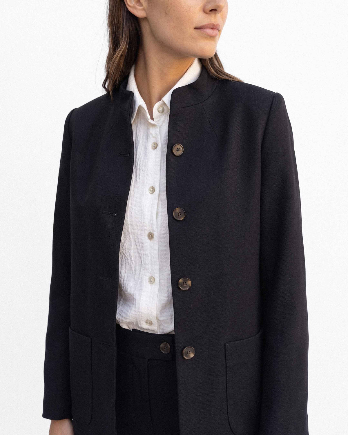 Chaqueta Carolina Reina, color negro