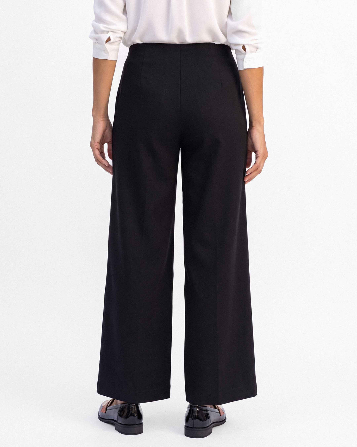 Pantalón Menorca Sarán, color negro