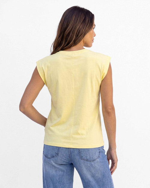 Polera Mafalda Vic, color amarillo
