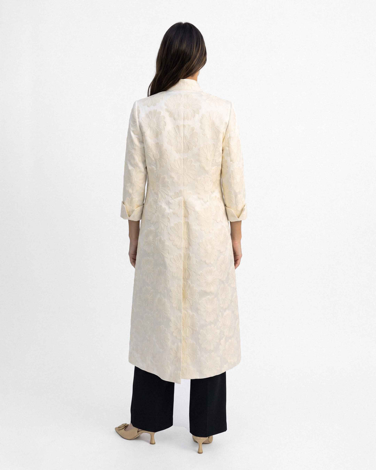 Trench Teba, color crudo
