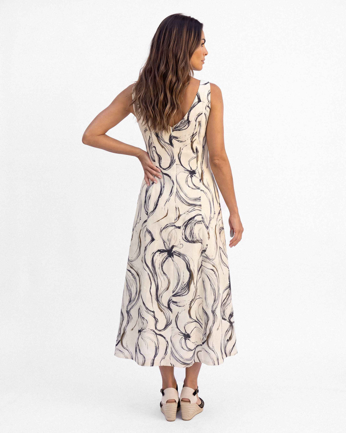Vestido Carla Lagos Estampado, color crudo